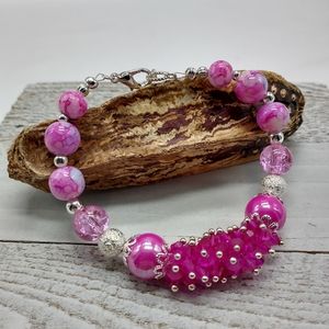 Handmade Fuchsia Cluster Beaded Bracelet